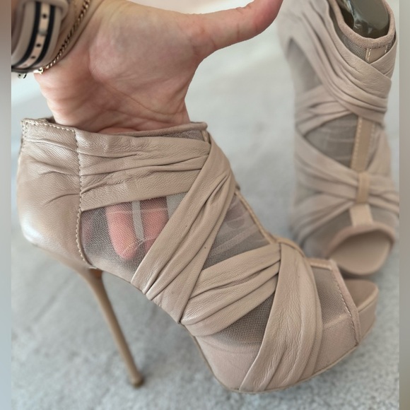 L.A.M.B sheer peep toe ankle booties w platform heels shoes sz 9 - Picture 6 of 12